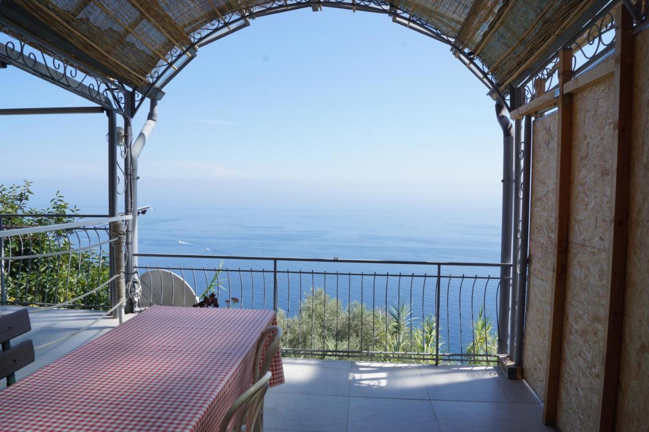 Total Sea View Grimaldi Apartment Ventimiglia Exterior foto