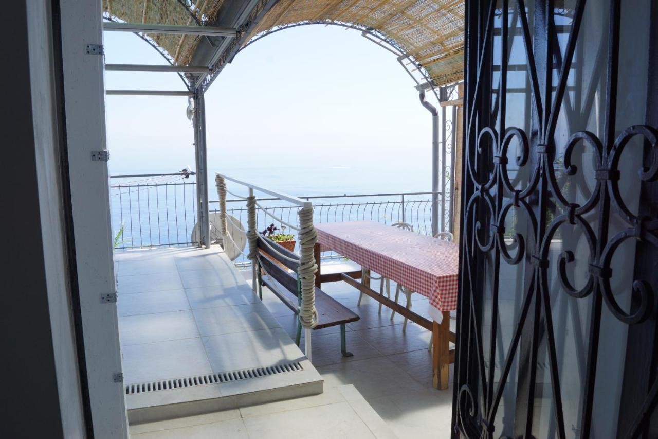 Total Sea View Grimaldi Apartment Ventimiglia Exterior foto