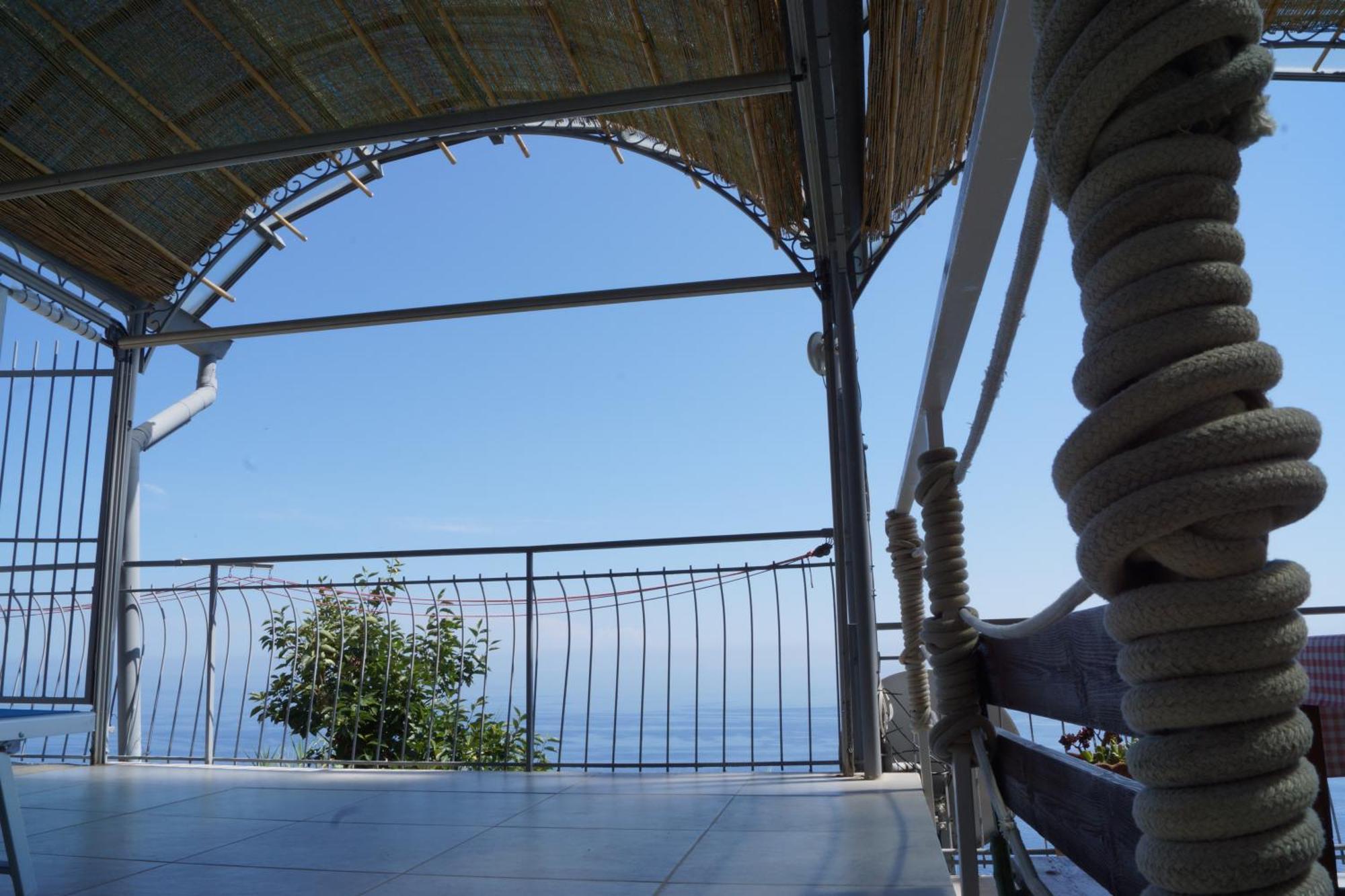 Total Sea View Grimaldi Apartment Ventimiglia Exterior foto