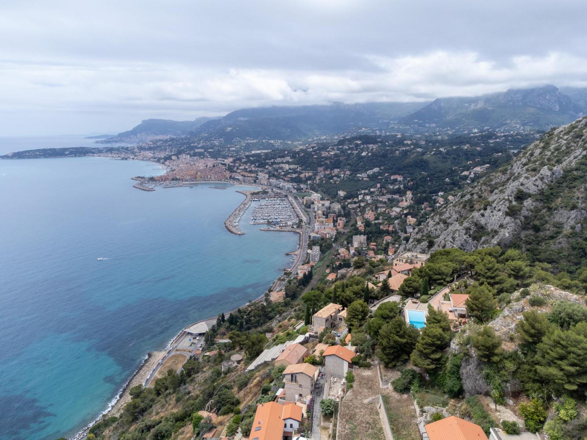 Total Sea View Grimaldi Apartment Ventimiglia Exterior foto